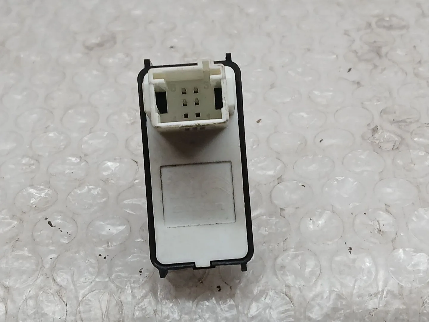 Mando Elevalunas Trasero Derecho para Jeep Avenger (J2)