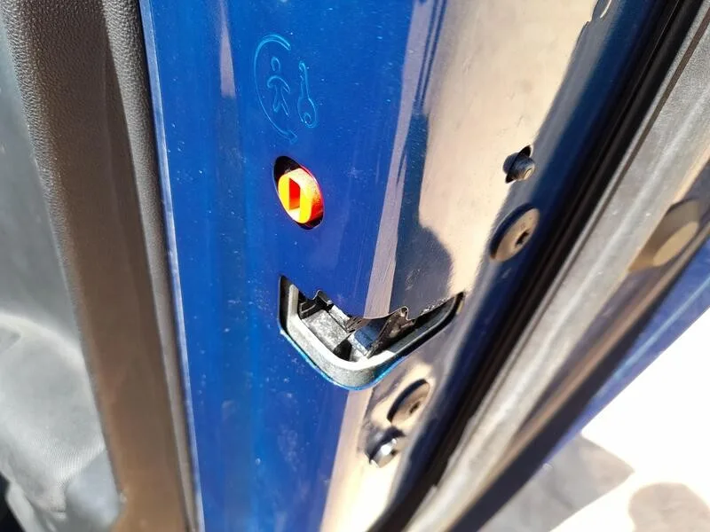 Cerradura Puerta Trasera Derecha para Citroën C-Elysee (Dd_)