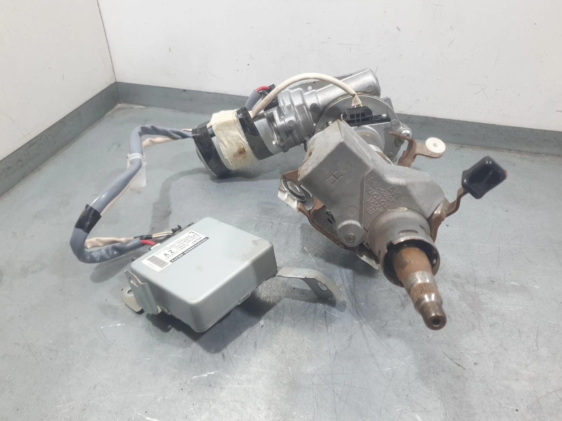 Columna Direccion para Toyota Yaris (_P13_)