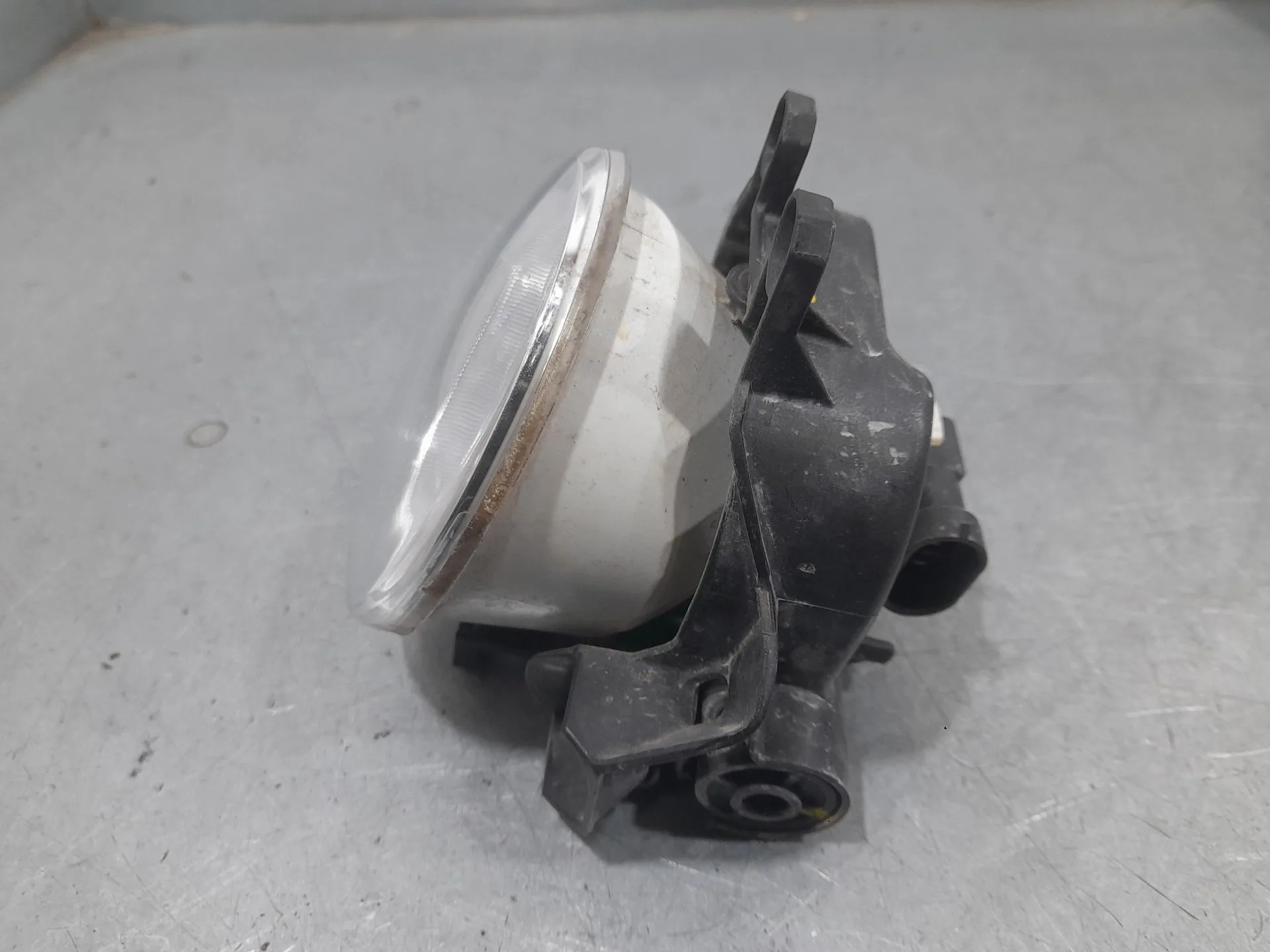 Faro Antiniebla Izquierdo para Toyota Yaris (_P13_)