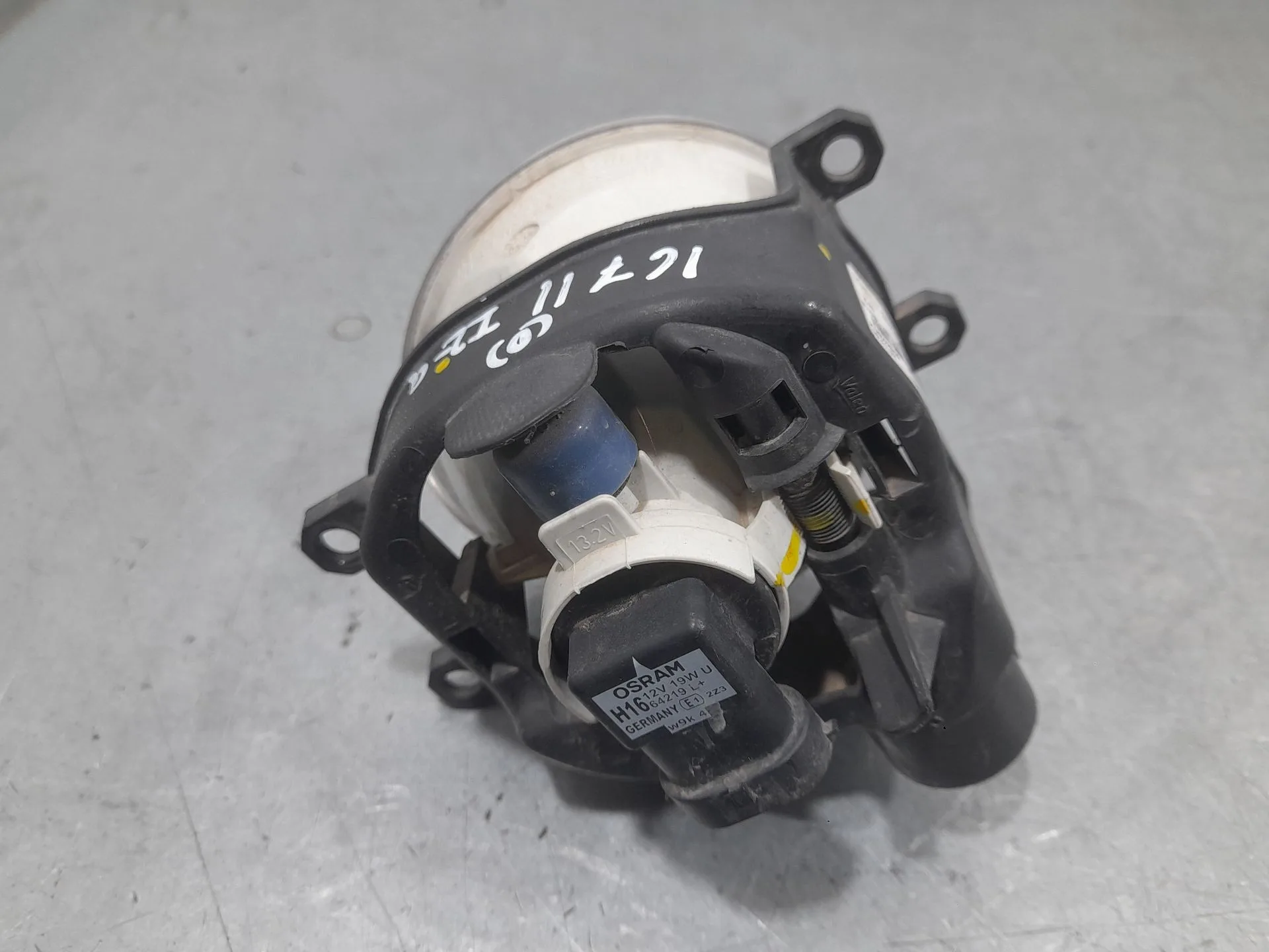 Faro Antiniebla Izquierdo para Toyota Yaris (_P13_)