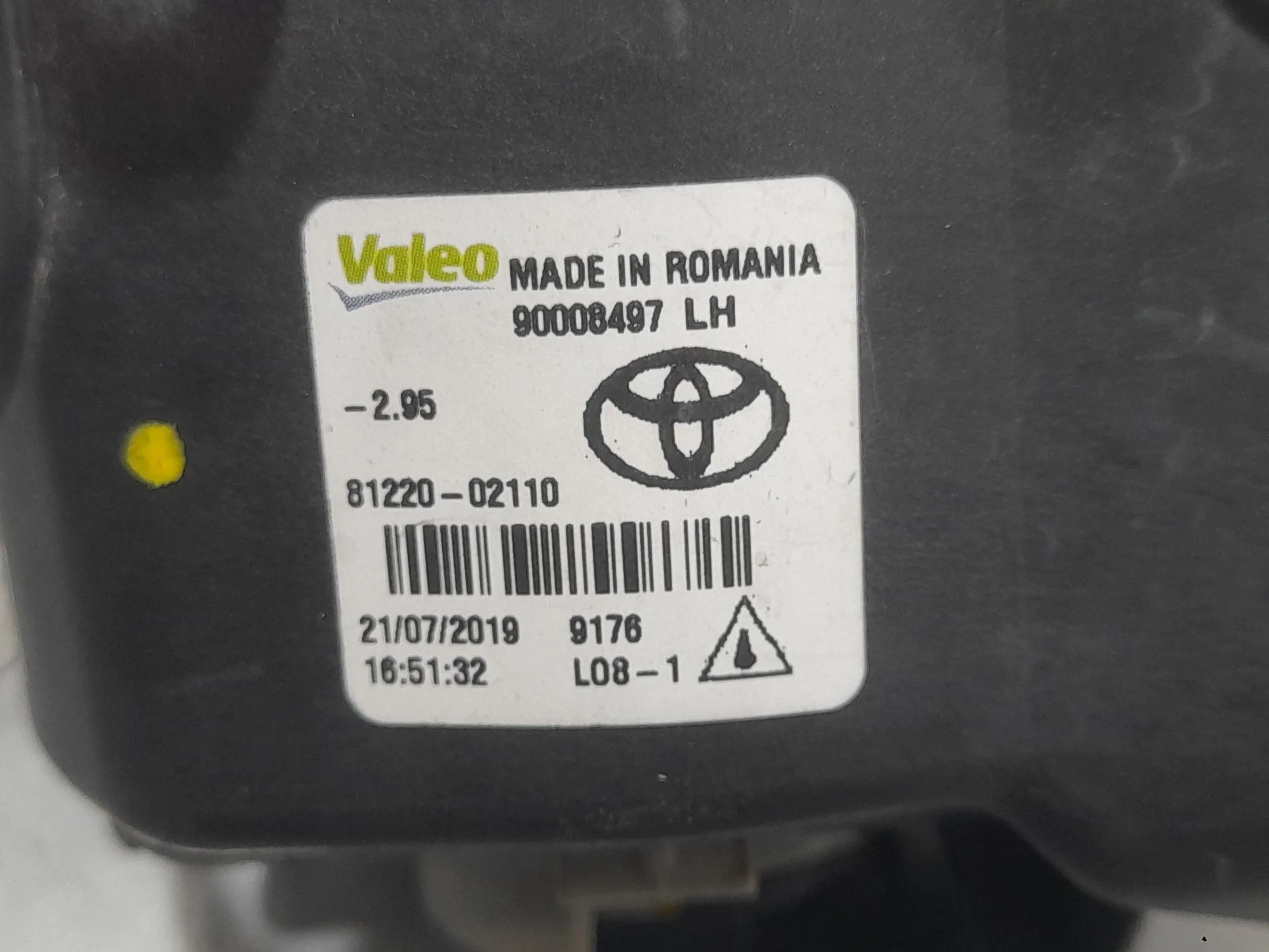 Faro Antiniebla Izquierdo para Toyota Yaris (_P13_)