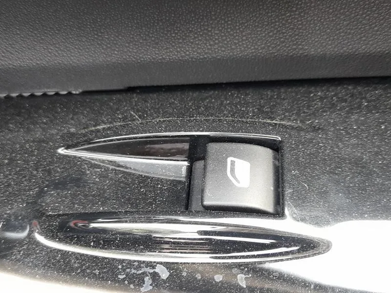 Mando Elevalunas Delantero Derecho para Citroën C3 Iii (Sx)