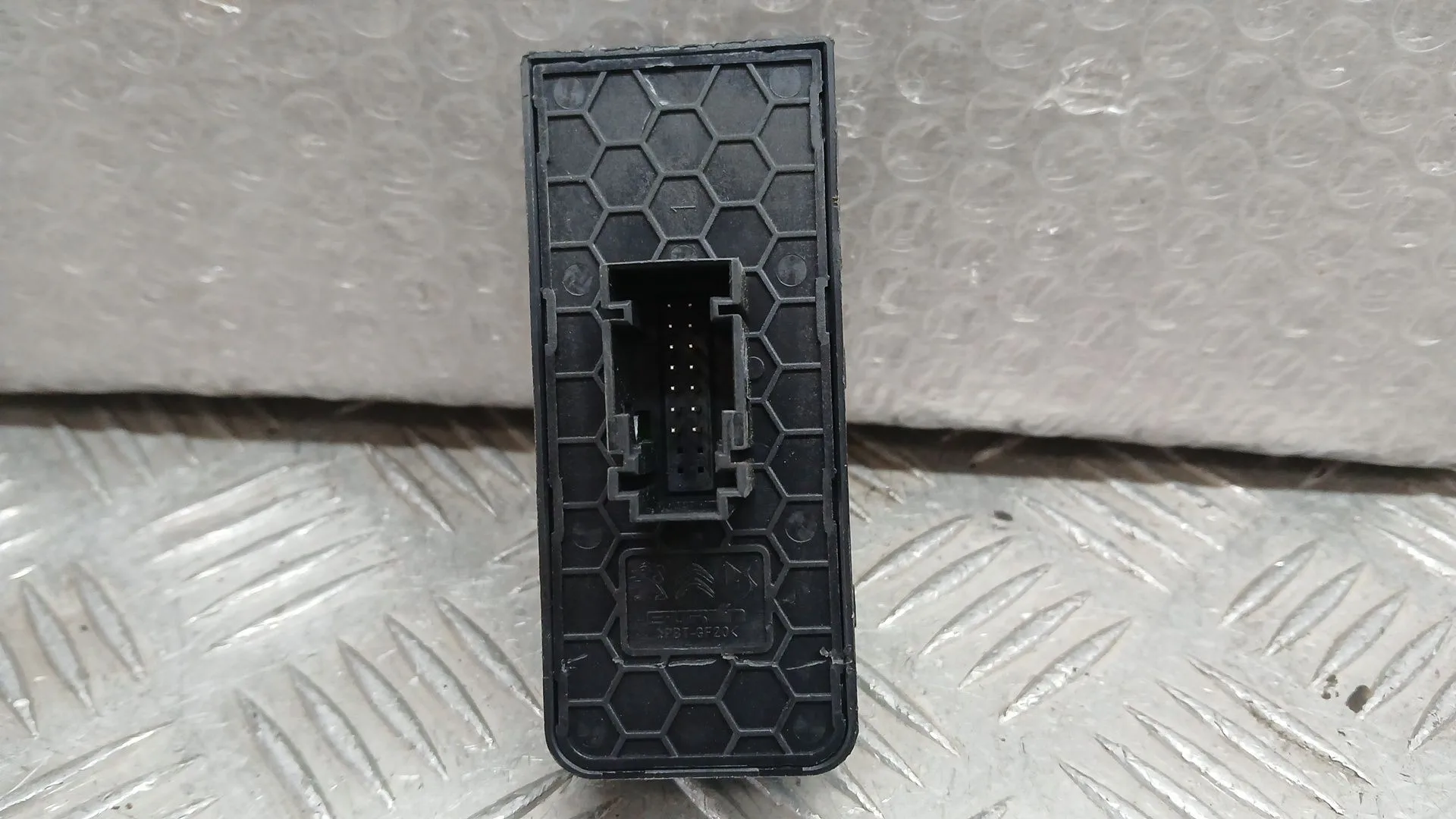 Mando Elevalunas Delantero Izquierdo para Citroën C3 Iii (Sx)