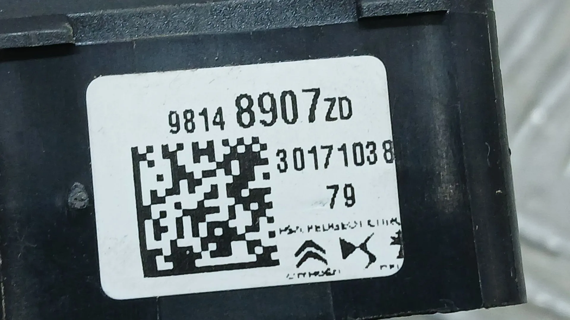 Mando Elevalunas Delantero Izquierdo para Citroën C3 Iii (Sx)