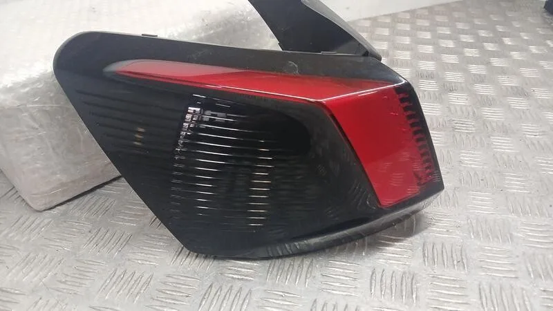 Piloto Trasero Izquierdo Interior para Peugeot 3008 Ii Suv (Mc_, Mr_, Mj_, M4_)