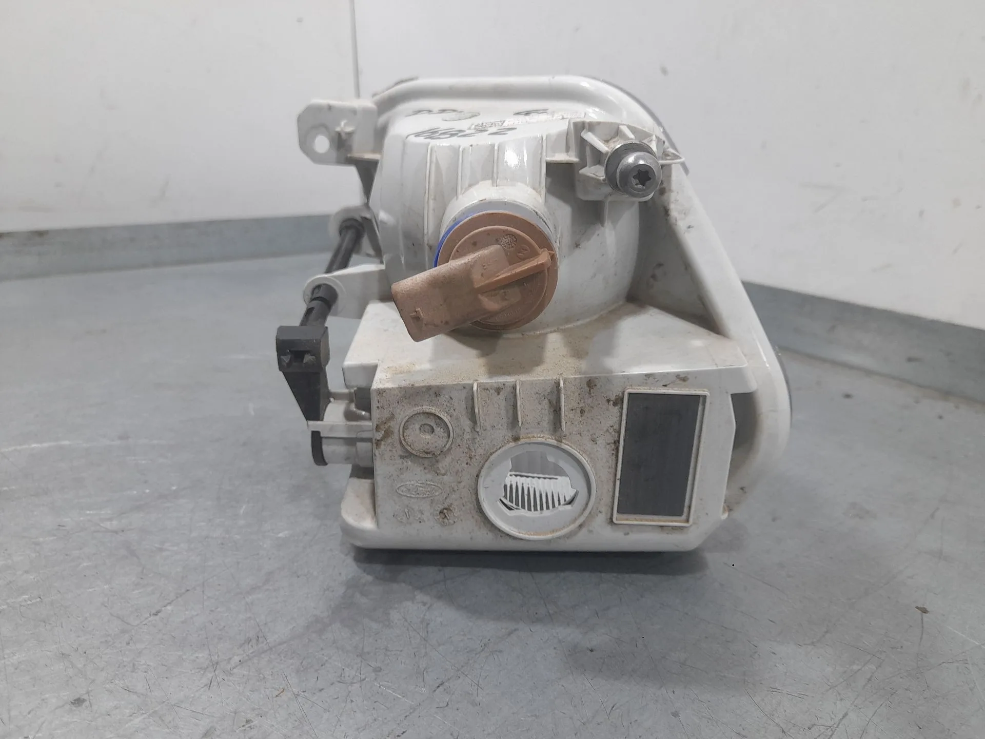 Faro Antiniebla Derecho para Ford Kuga Ii (Dm2)