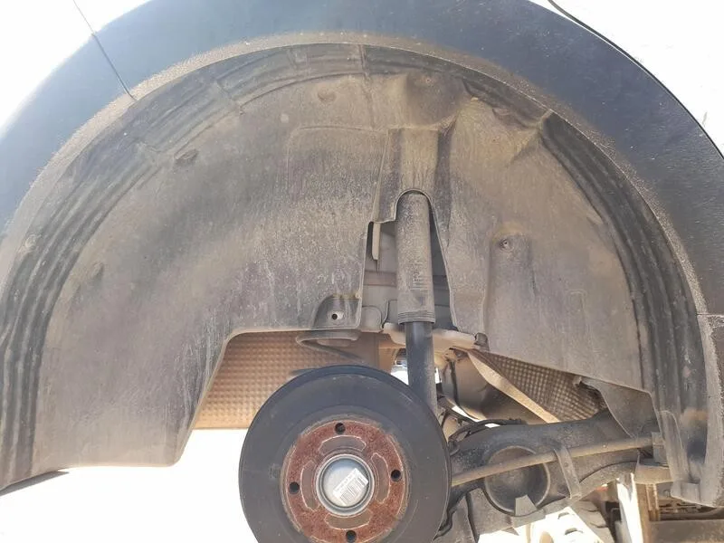 Plastico Pase Rueda Tras. Dch. para Citroën C3 Iii (Sx)