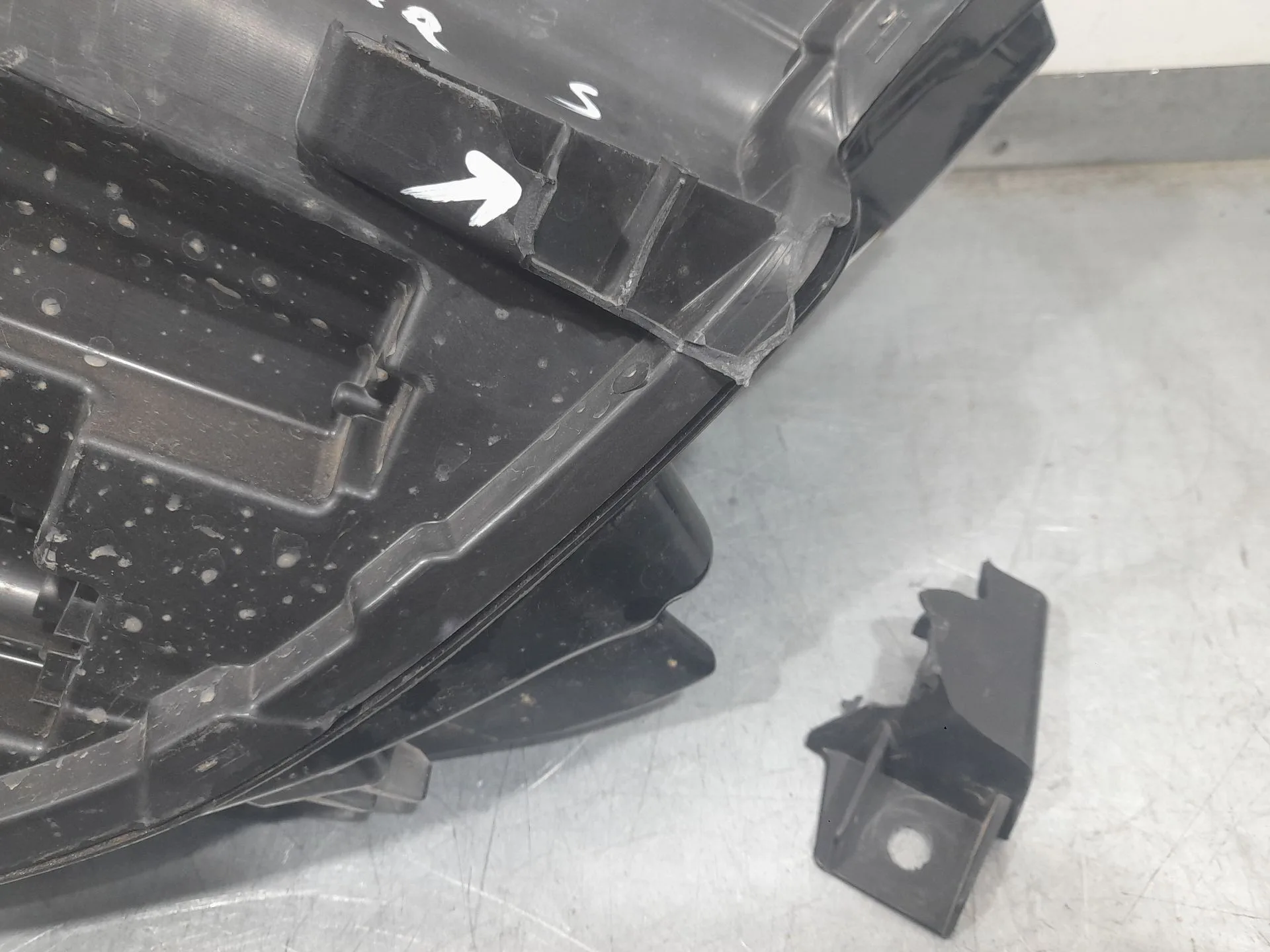 Faro Izquierdo para Mitsubishi Asx (Vsx_, Vse_)