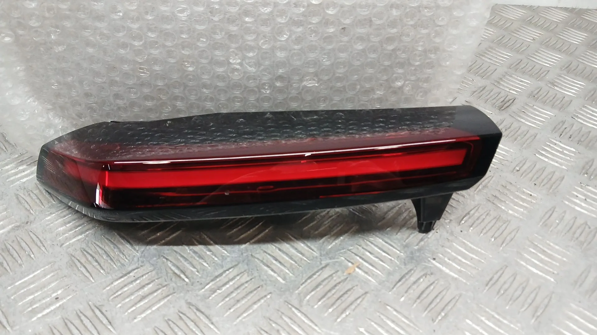 Piloto Trasero Izquierdo Interior para Citroën C4 Iii (Ba_, Bb_, Bc_)