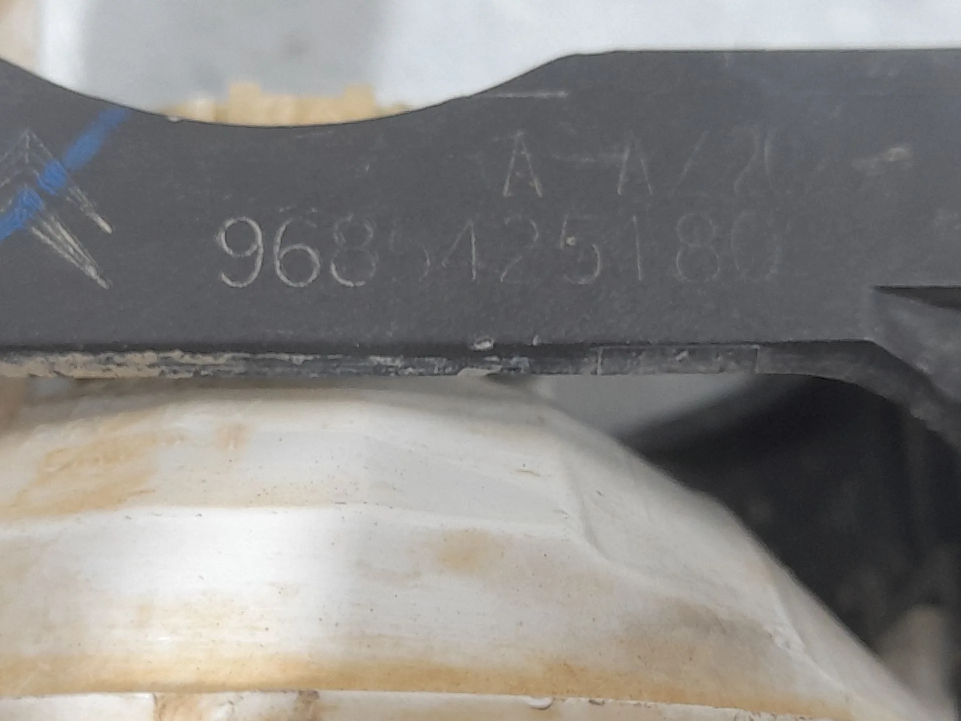 Faro Antiniebla Izquierdo para Citroën C3 Iii (Sx)