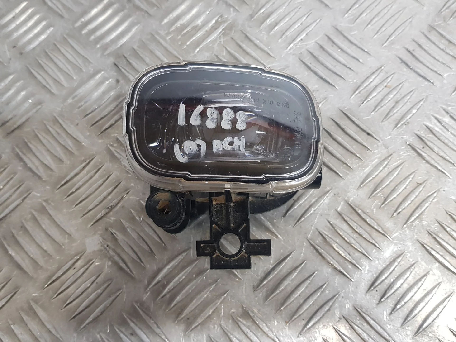 Faro Antiniebla Derecho para Renault Clio V (B7_)