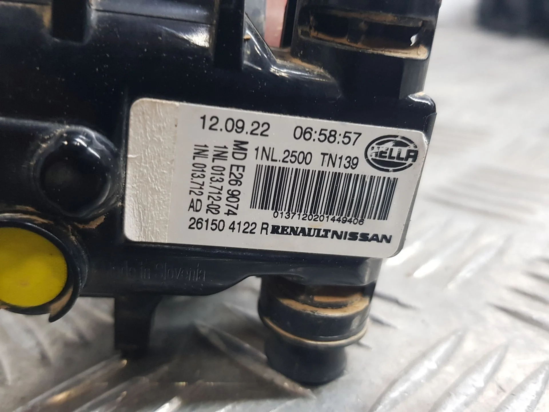 Faro Antiniebla Derecho para Renault Clio V (B7_)