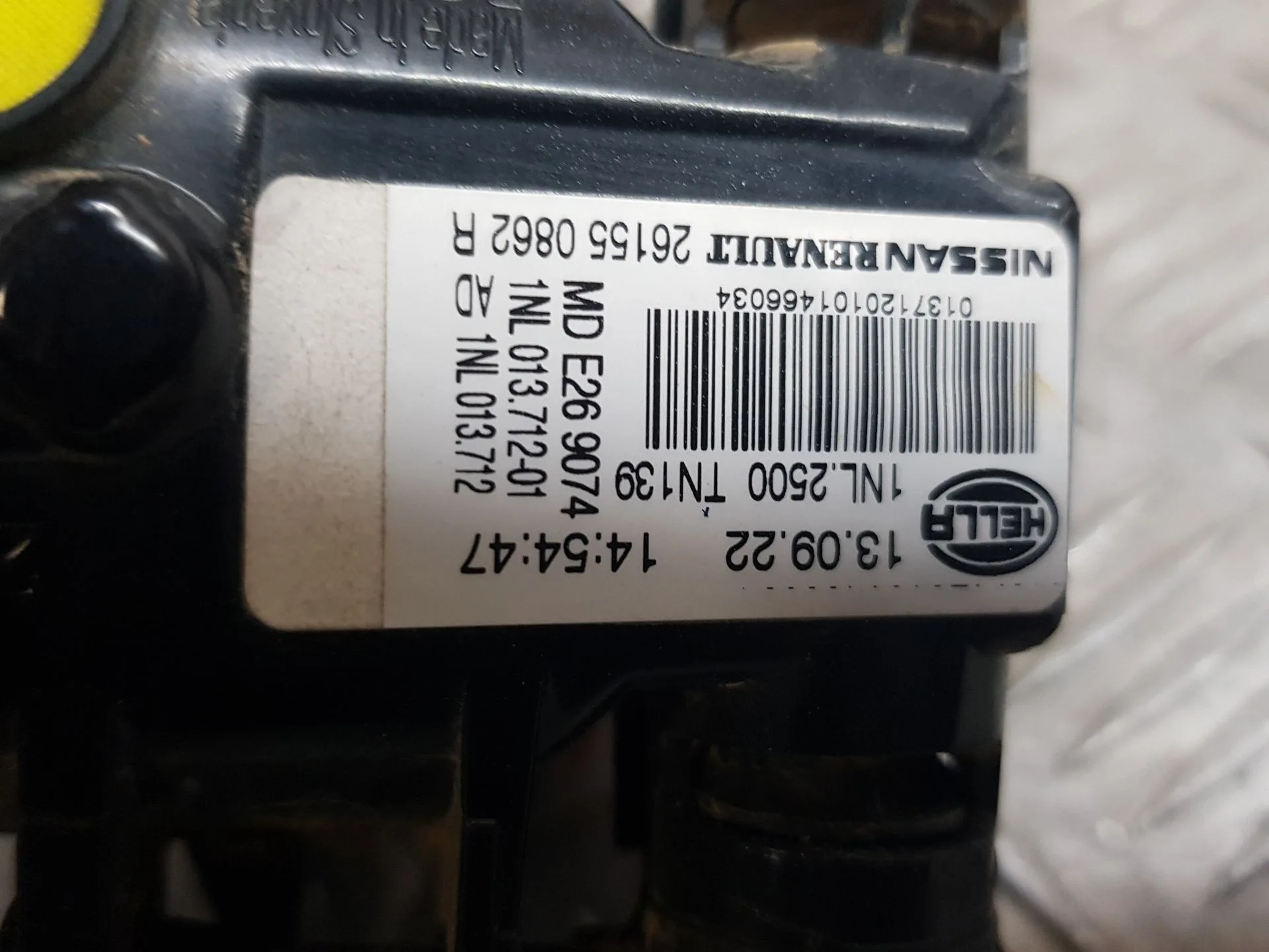 Faro Antiniebla Izquierdo para Renault Clio V (B7_)