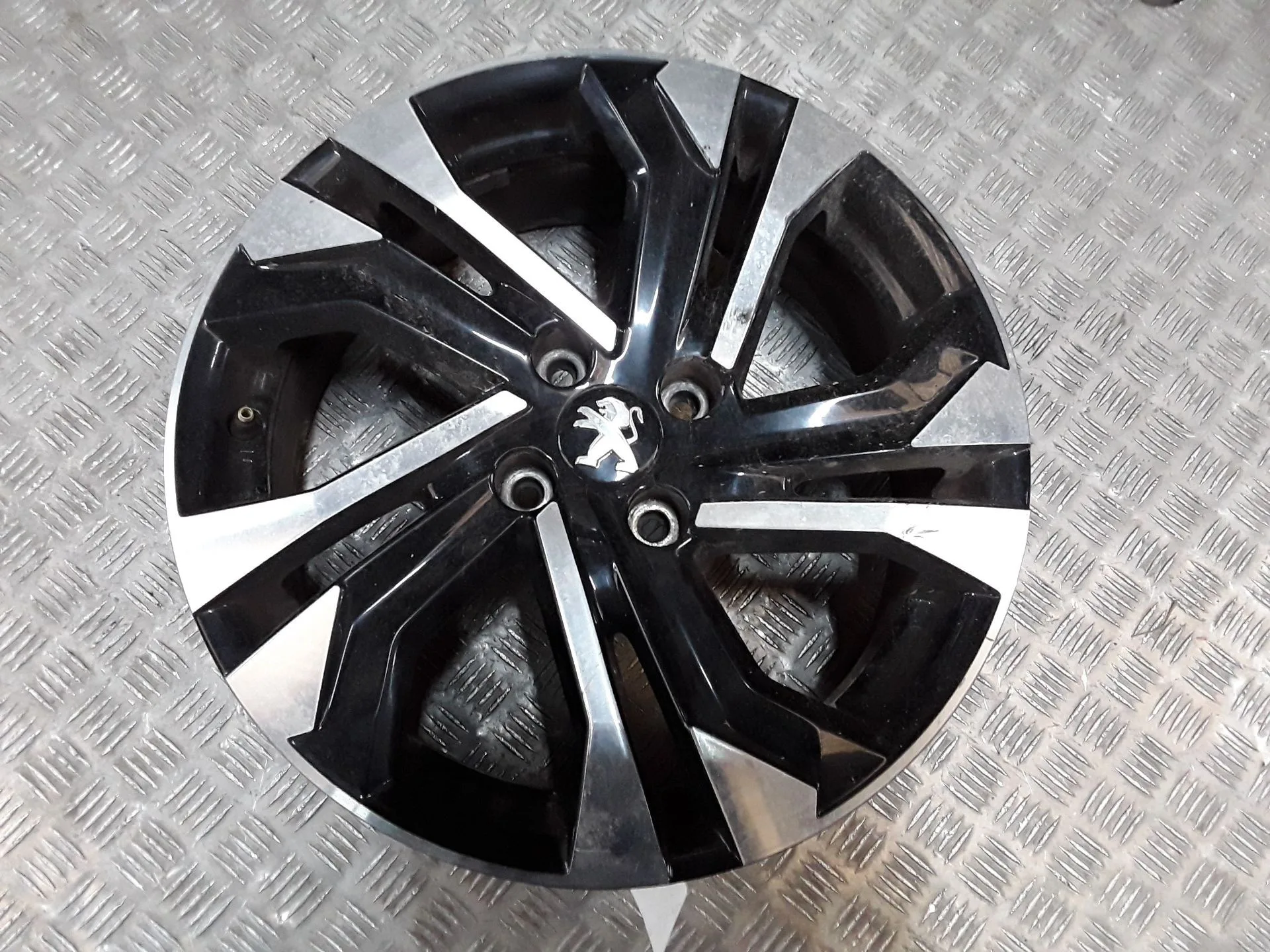 Llanta Aluminio para Peugeot 2008 Ii (Ud_, Us_, Uy_, Uj_, Ur_, Uc_)