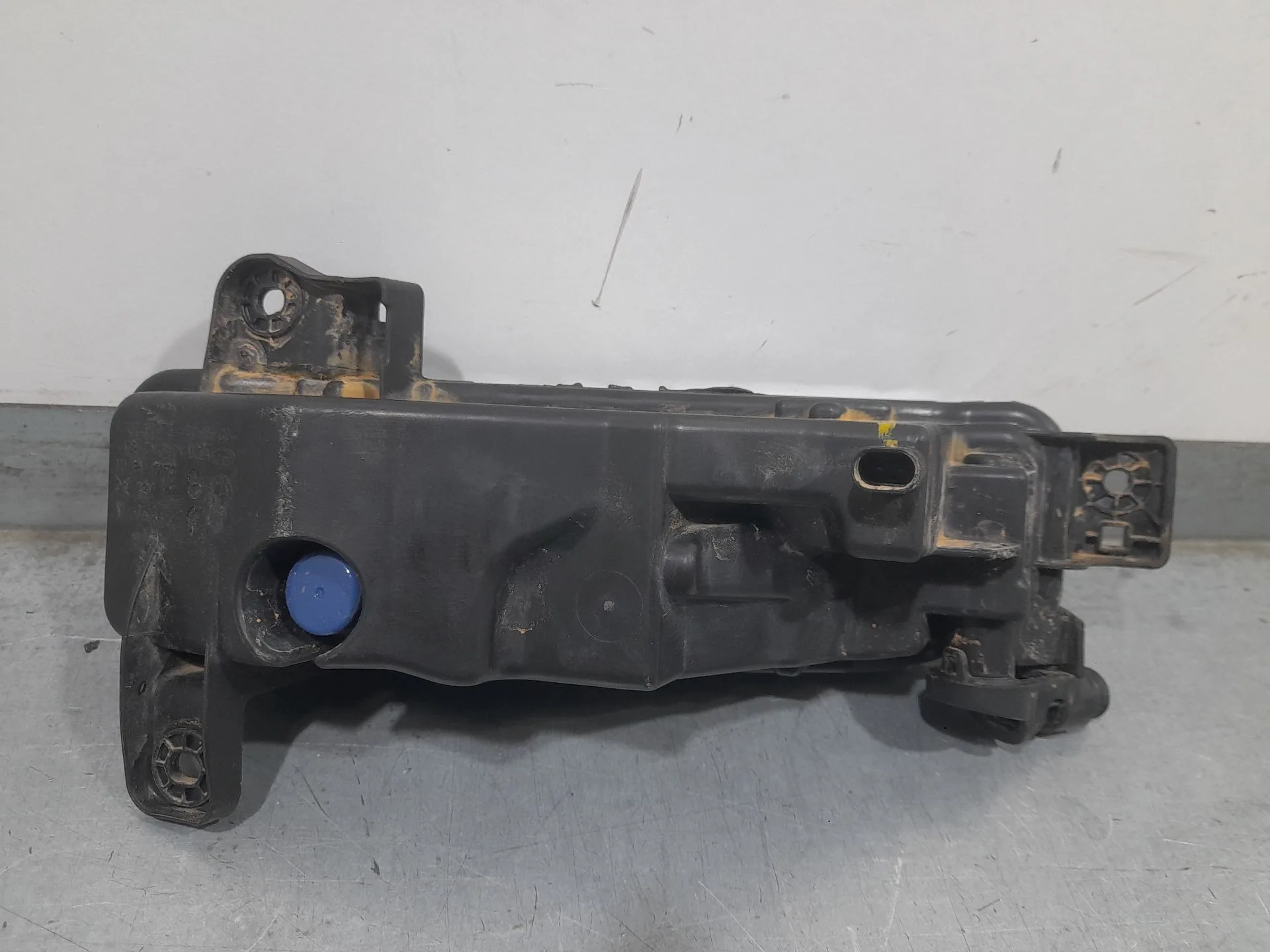 Faro Antiniebla Izquierdo para Bmw 1 (F40)