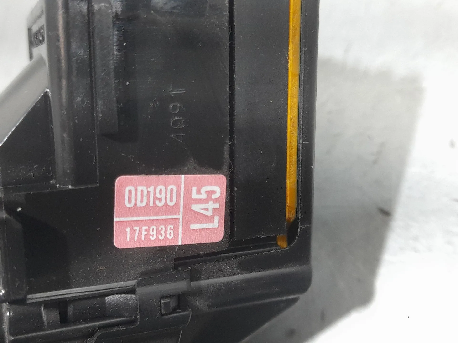 Mando Limpia para Toyota Yaris (_P13_)