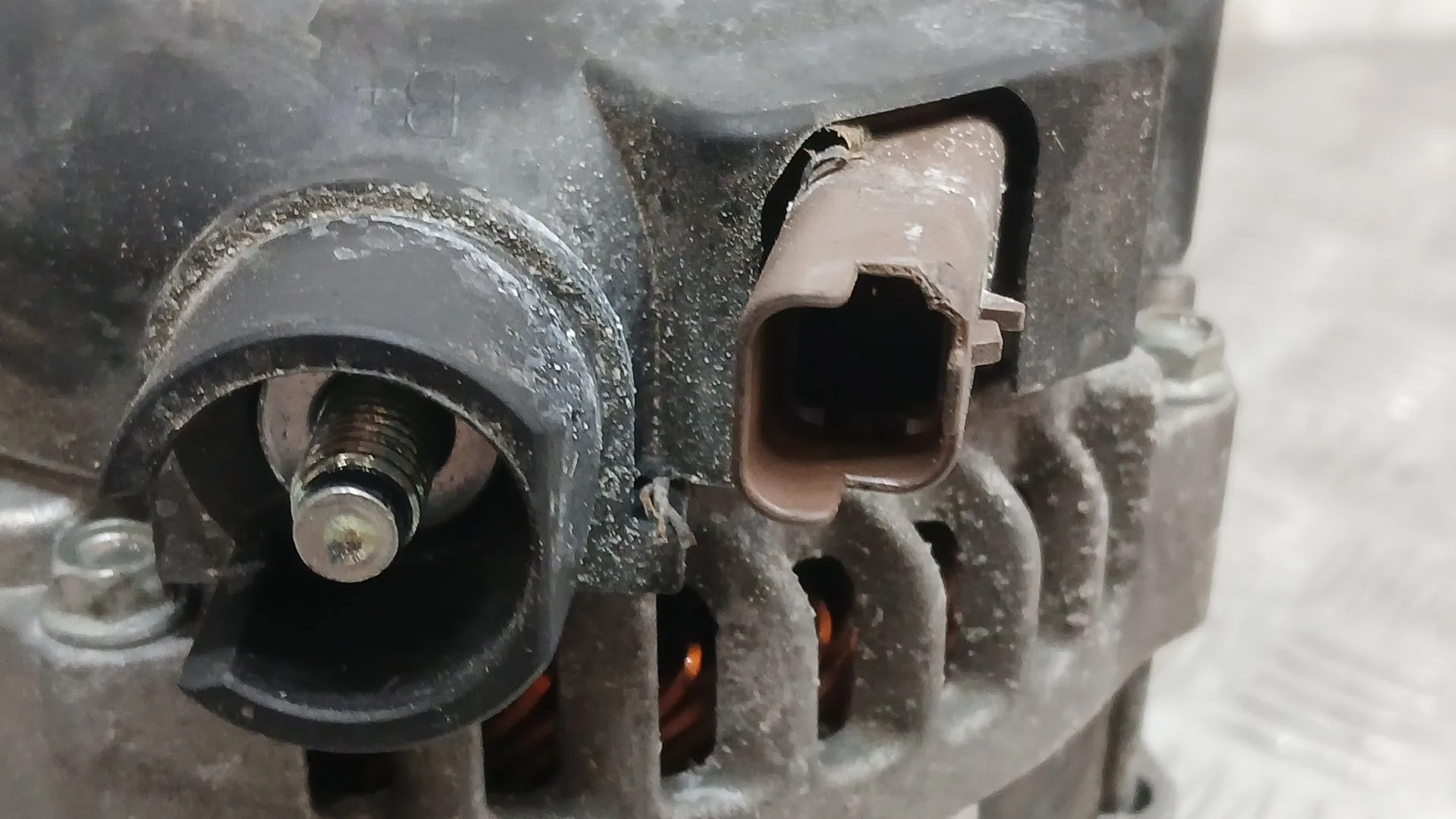 Alternador para Peugeot 2008 Ii (Ud_, Us_, Uy_, Uj_, Ur_, Uc_)