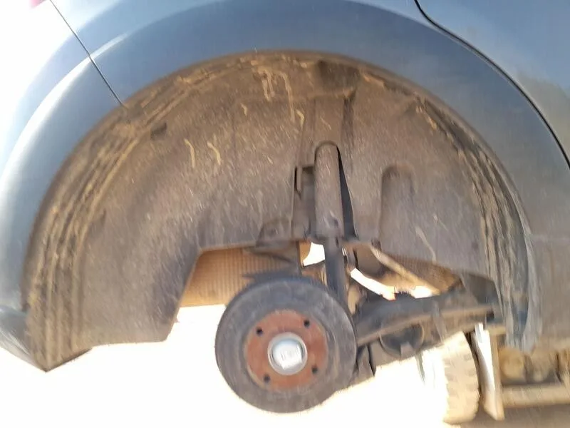 Plastico Pase Rueda Tras. Dch. para Citroën C3 Iii (Sx)
