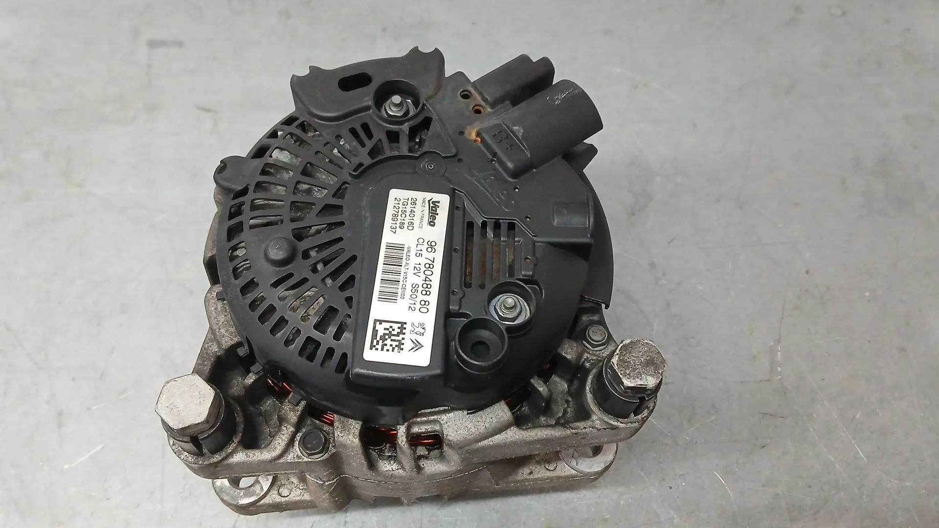 Alternador para Citroën C-Elysee (Dd_)