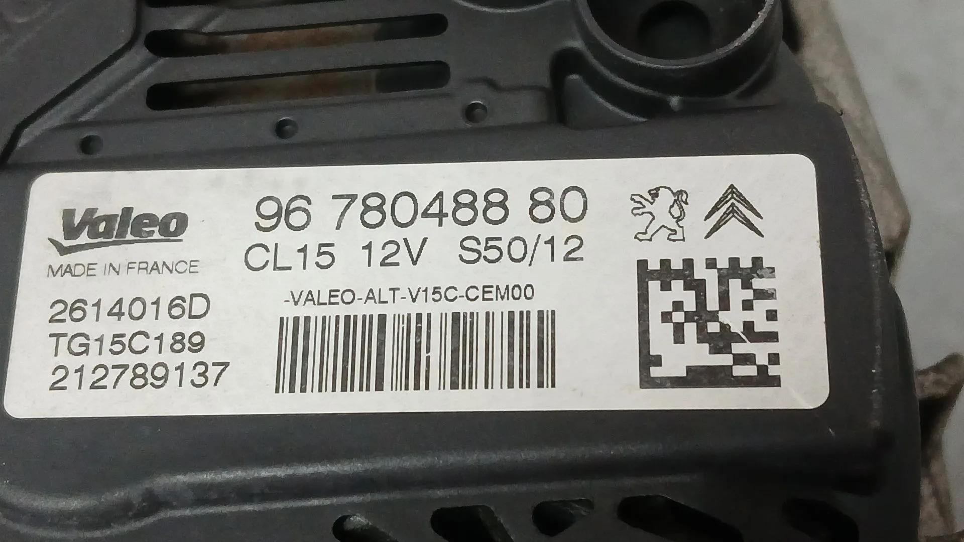 Alternador para Citroën C-Elysee (Dd_)