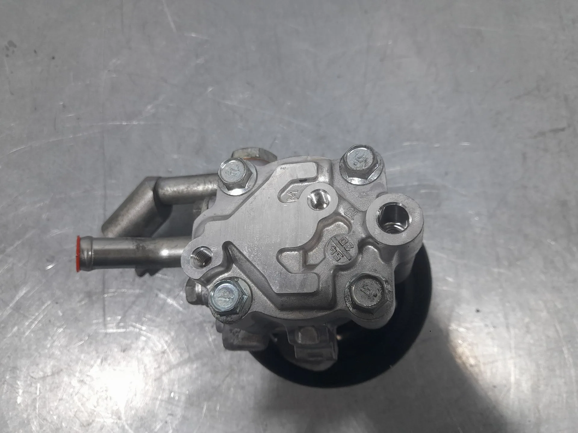Bomba Direccion para Nissan Nt400 Cabstar (F24M)