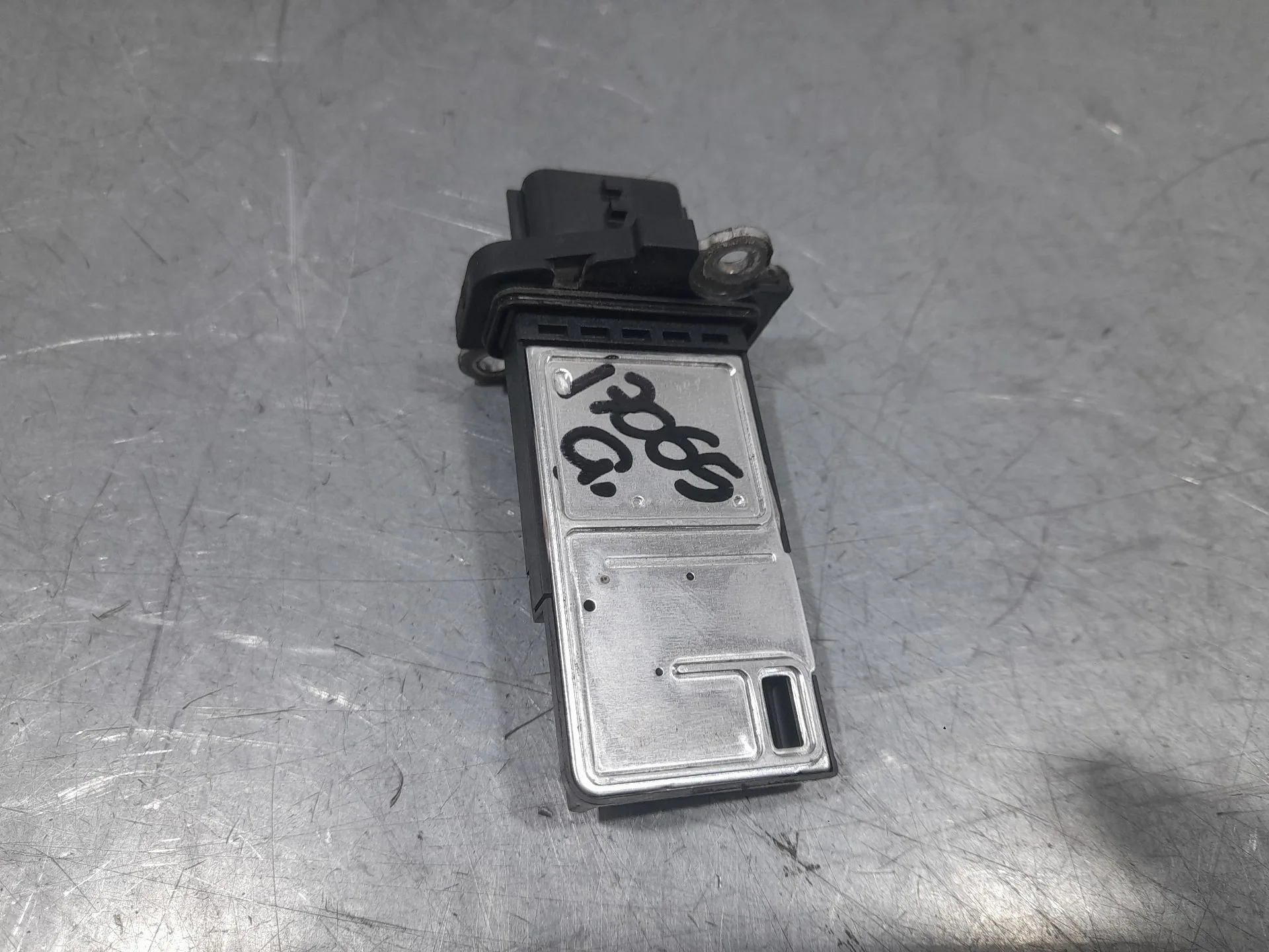Caudalimetro para Nissan Nt400 Cabstar (F24M)