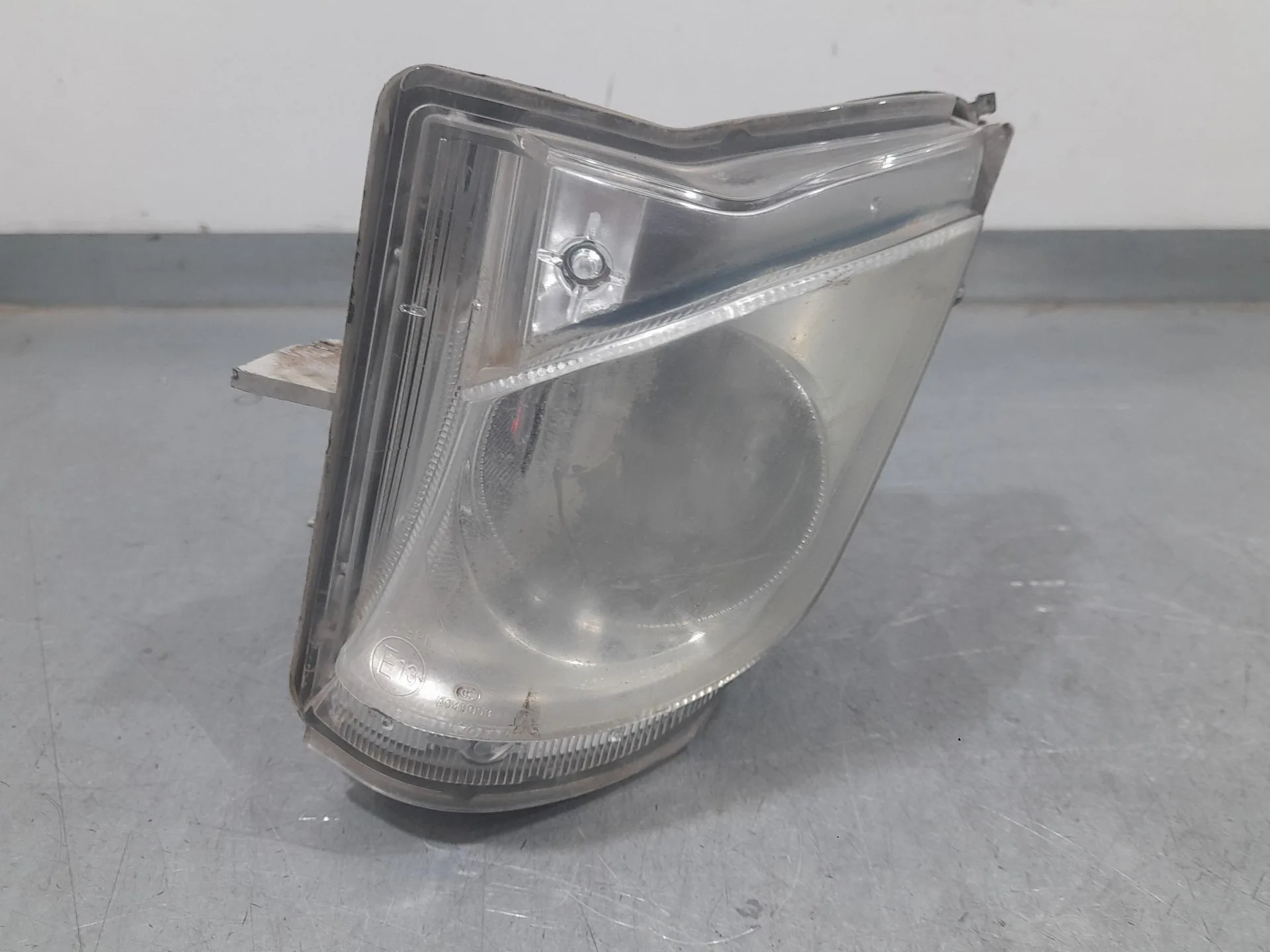 Faro Antiniebla Izquierdo para Lexus Is Ii (_E2_)