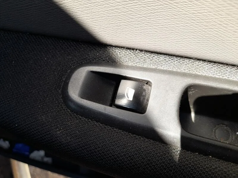 Mando Elevalunas Trasero Derecho para Citroën C4 Picasso Ii