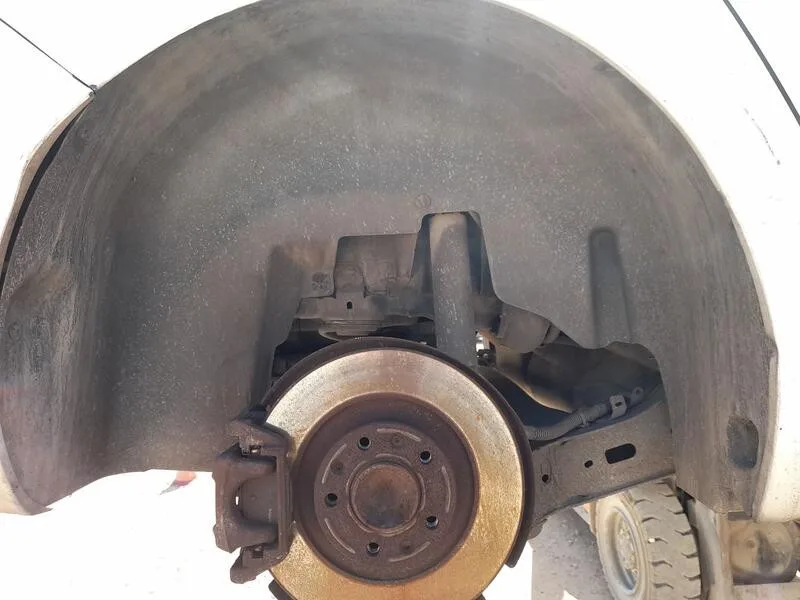 Plastico Pase Rueda Tras. Dch. para Citroën C4 Picasso Ii