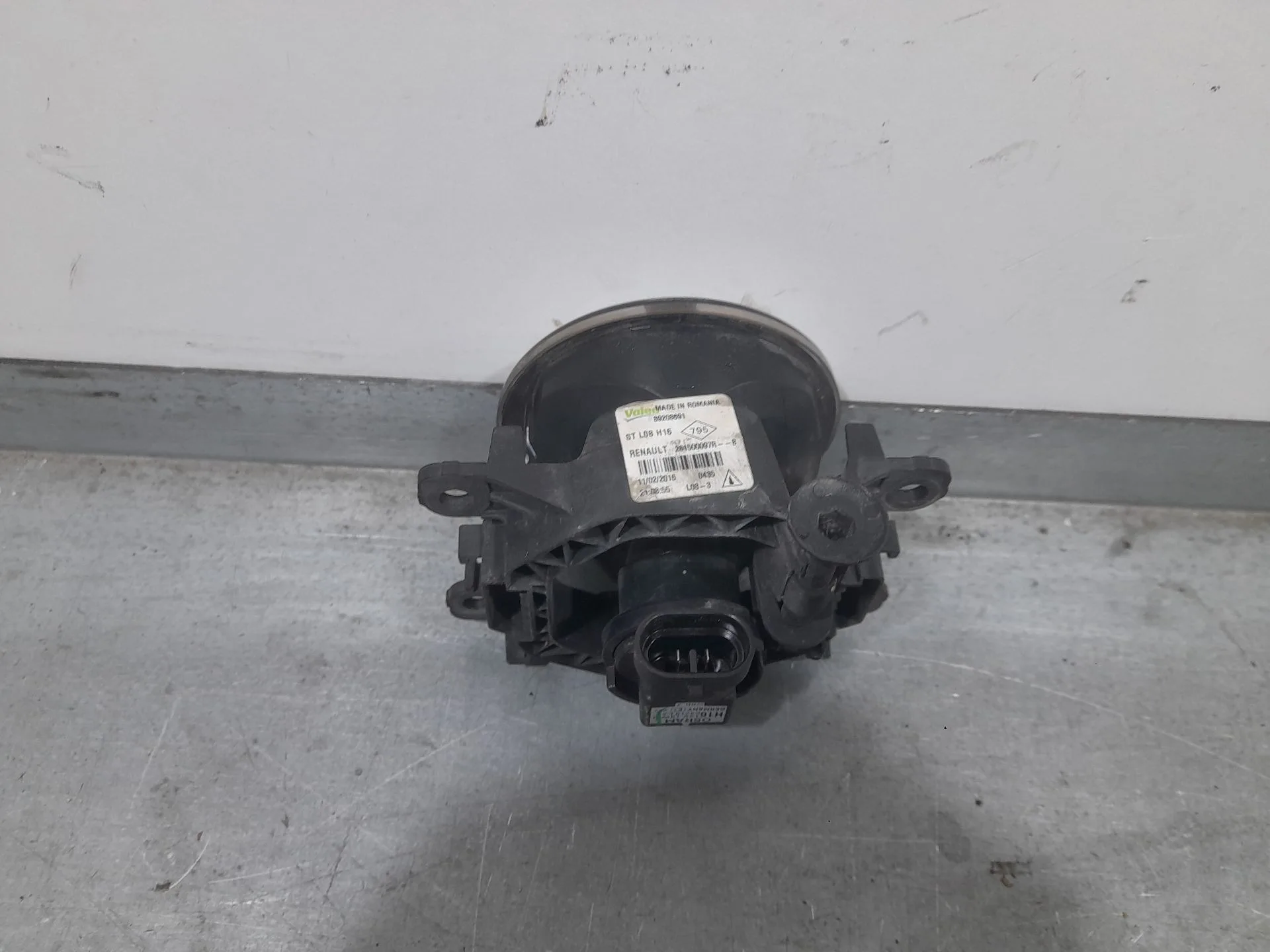 Faro Antiniebla Izquierdo para Renault Clio Iv (Bh_)