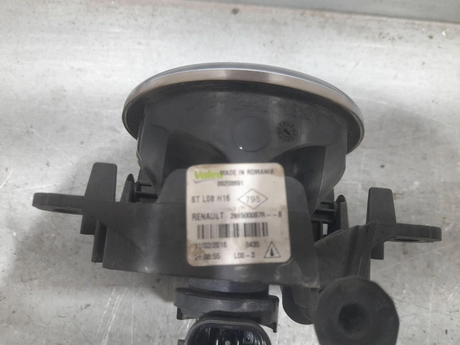 Faro Antiniebla Izquierdo para Renault Clio Iv (Bh_)