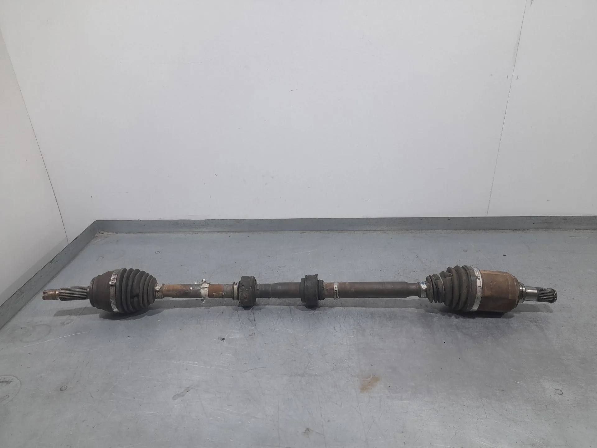 Transmision Delantera Derecha para Kia Xceed (Cd)