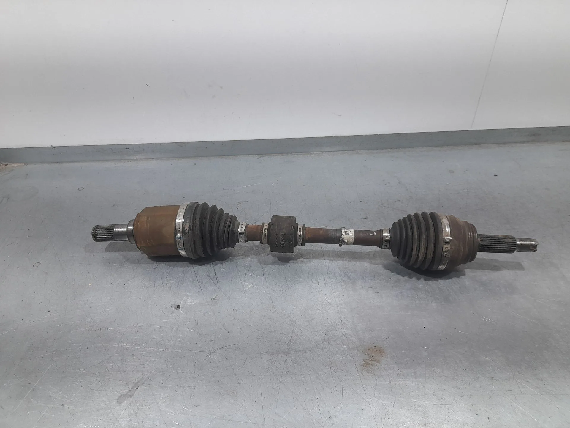 Transmision Delantera Izquierda para Kia Xceed (Cd)