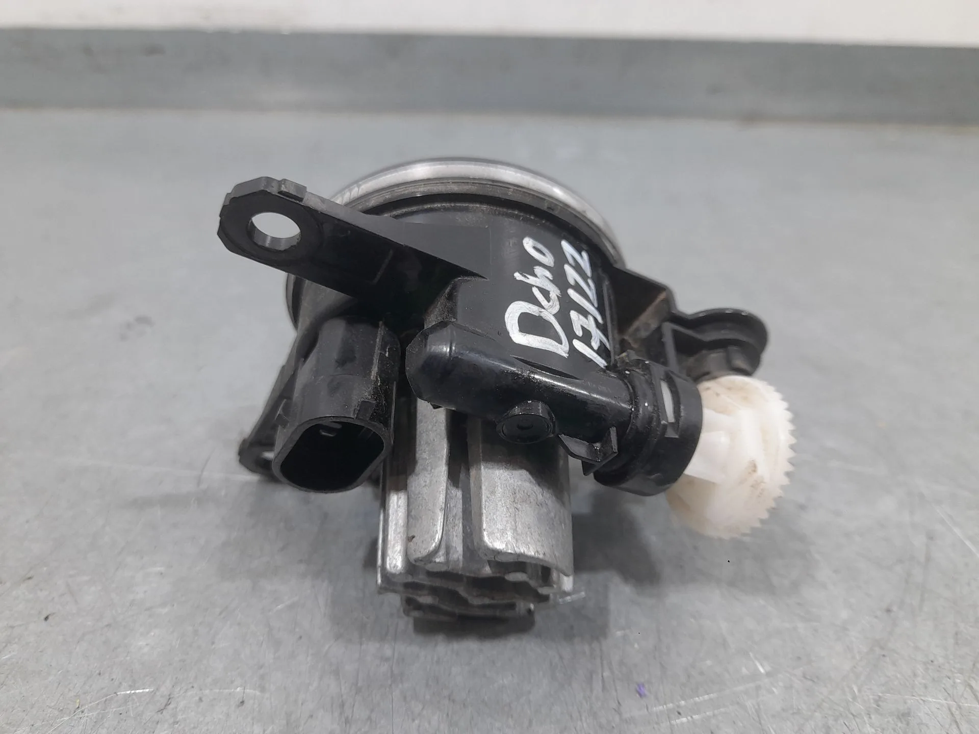 Faro Antiniebla Derecho para Opel Corsa F (P2Jo)