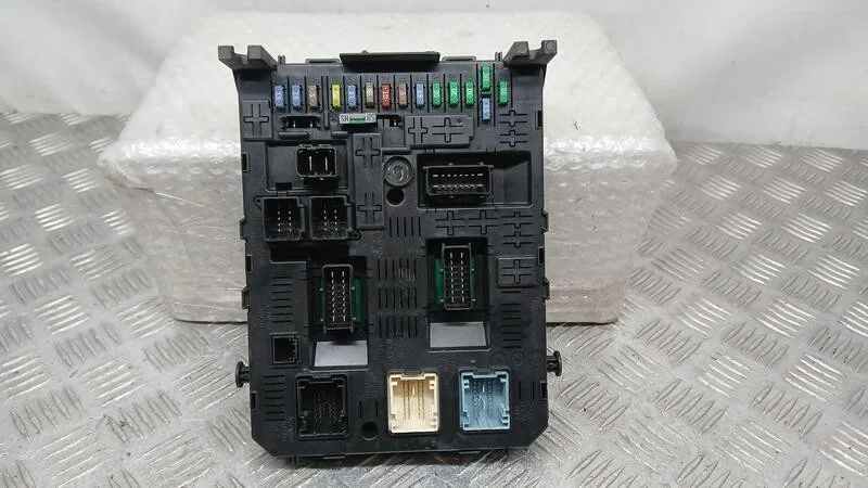 Caja Reles / Fusibles para Citroën C4 Grand Picasso I (Ua_)