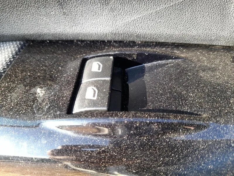 Mando Elevalunas Delantero Izquierdo para Citroën C4 Cactus