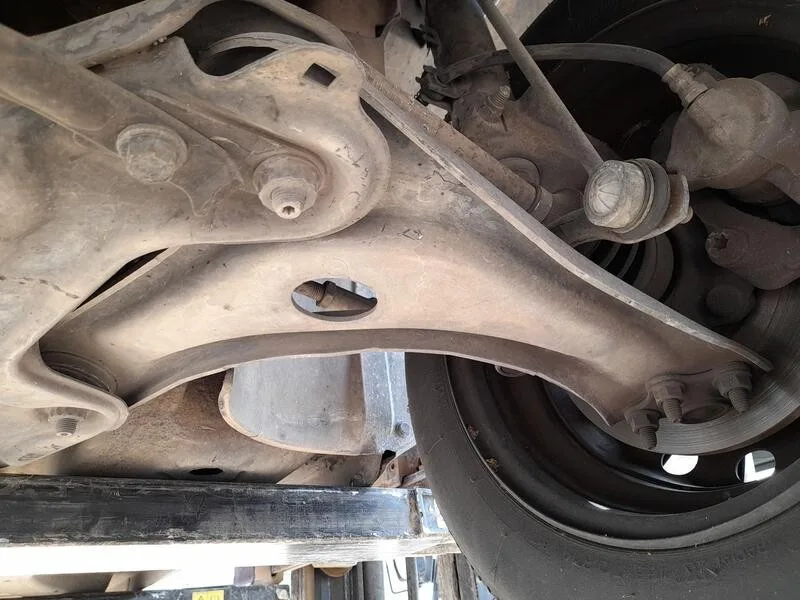 Brazo Suspension Inferior Delantero Izquierdo para Citroën C3 I (Fc_, Fn_)