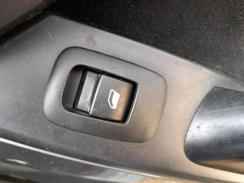 Mando Elevalunas Trasero Derecho para Citroën C4 Picasso I Monospace (Ud_)