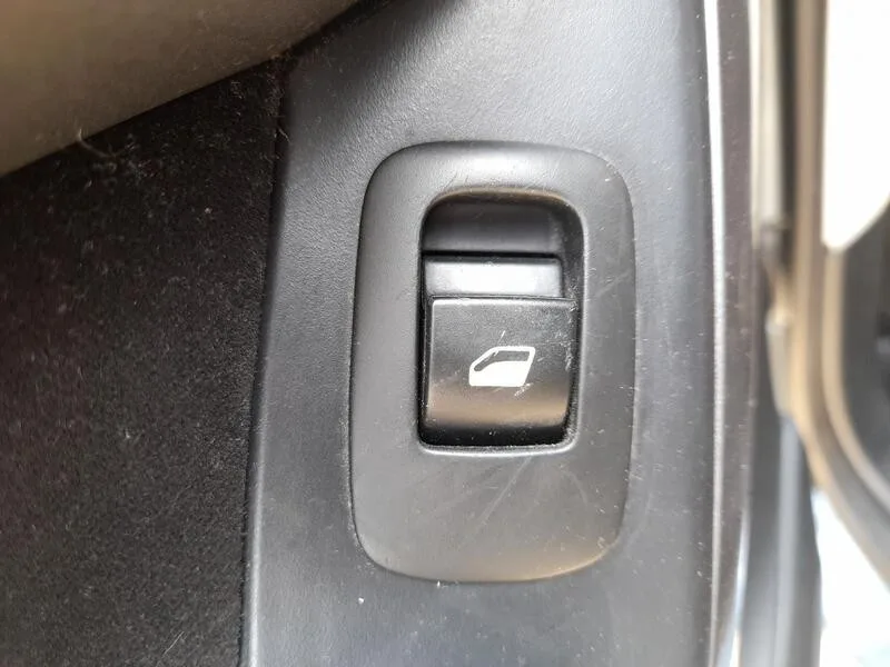 Mando Elevalunas Trasero Izquierdo para Citroën C4 Picasso I Monospace (Ud_)