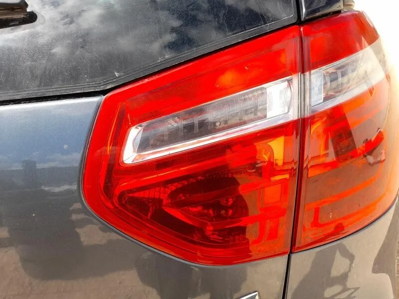 Piloto Trasero Derecho Interior para Citroën C4 Picasso I Monospace (Ud_)