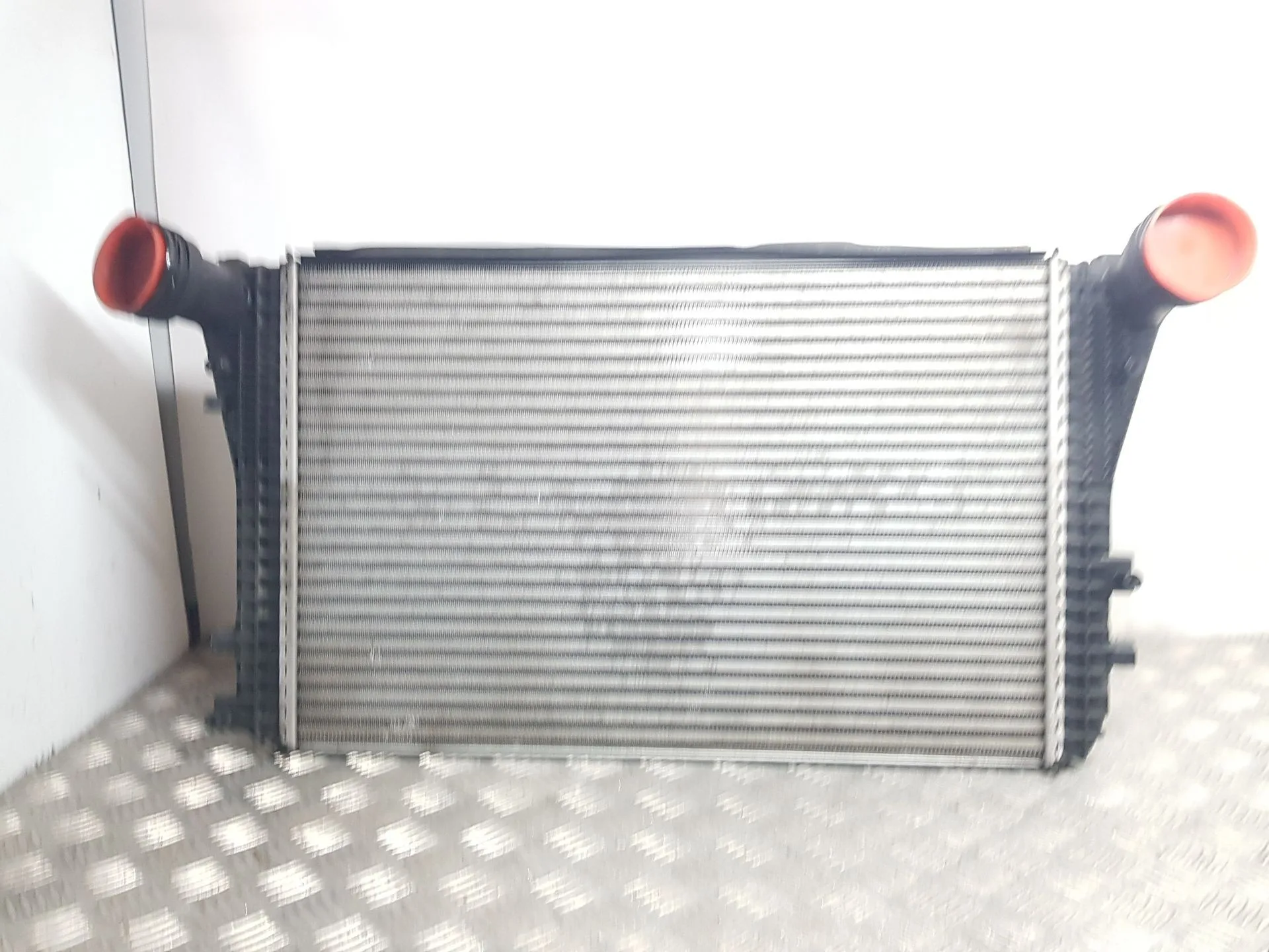 Intercooler para Volkswagen Golf V (1K1)