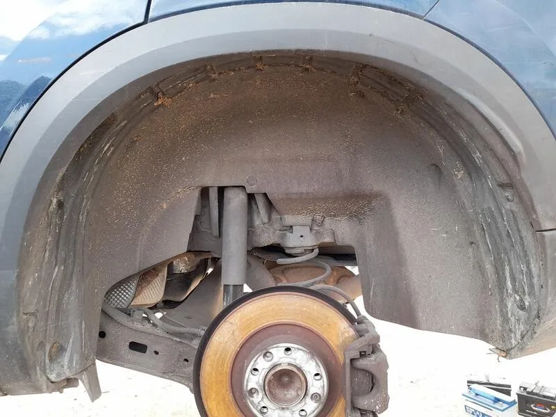 Plastico Pase Rueda Tras. Izq. para Citroën C5 Aircross (Ac_, Aj_, Ar_, A4_)