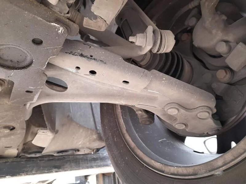 Brazo Suspension Inferior Delantero Izquierdo para Citroën C5 Aircross (Ac_, Aj_, Ar_, A4_)