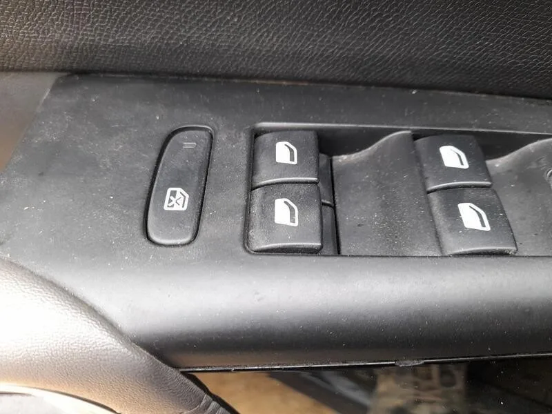 Mando Elevalunas Delantero Izquierdo para Citroën C5 Aircross (Ac_, Aj_, Ar_, A4_)