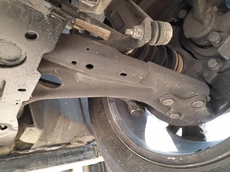 Brazo Suspension Inferior Delantero Izquierdo para Citroën C5 Aircross (Ac_, Aj_, Ar_, A4_)
