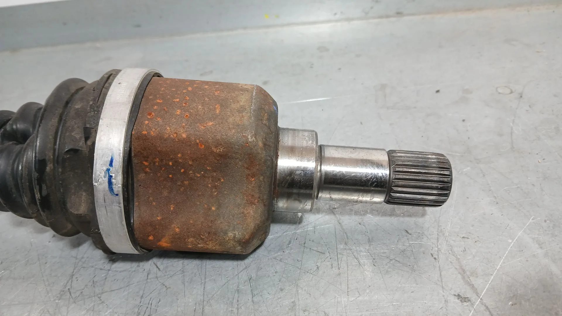 Transmision Delantera Izquierda para Opel Corsa F (P2Jo)