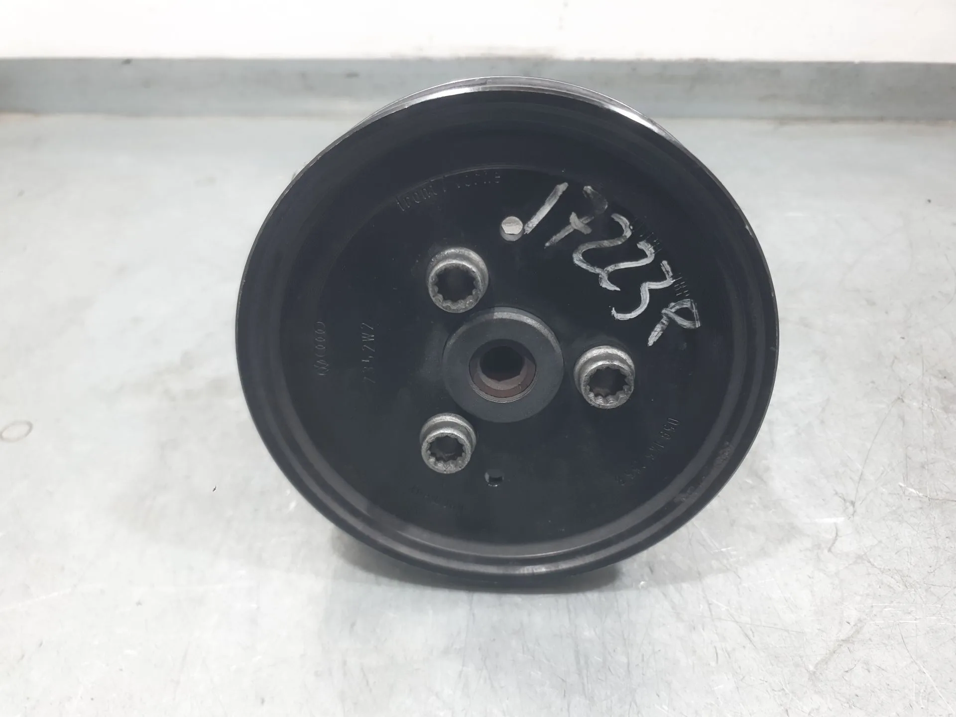Bomba Direccion para Audi A6 C6 Avant (4F5)