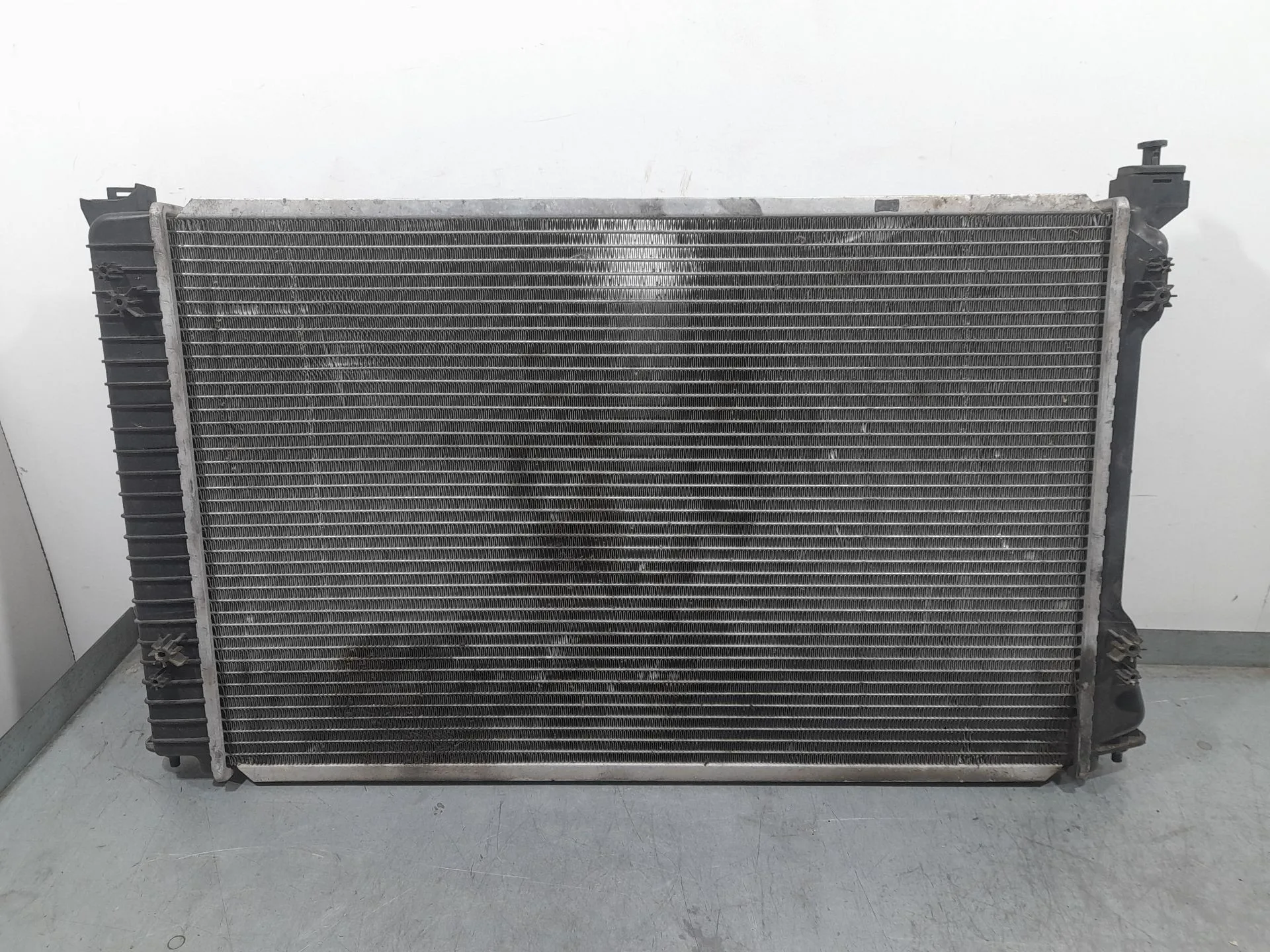 Radiador Agua para Audi A6 C6 Avant (4F5)