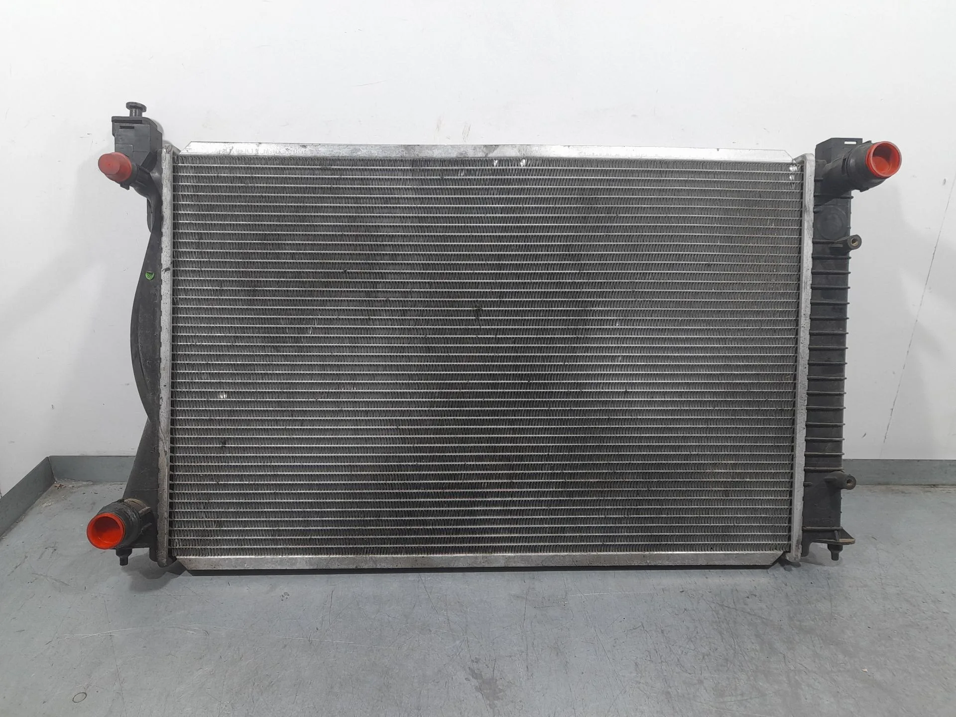 Radiador Agua para Audi A6 C6 Avant (4F5)